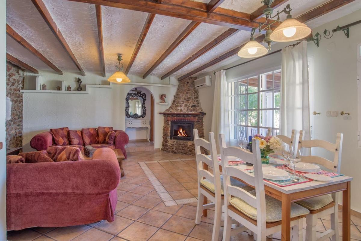 2 Independant Fully Equipped With Heated Pool And Jacuzzi Villa